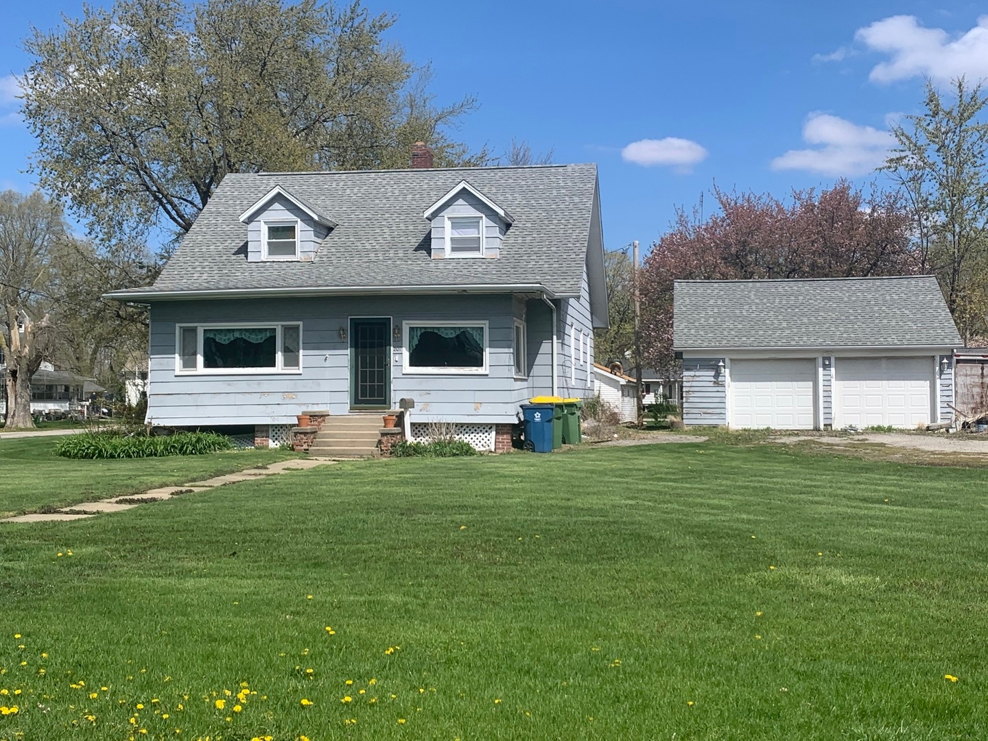 207 W North Street, Lexington, IL 61753