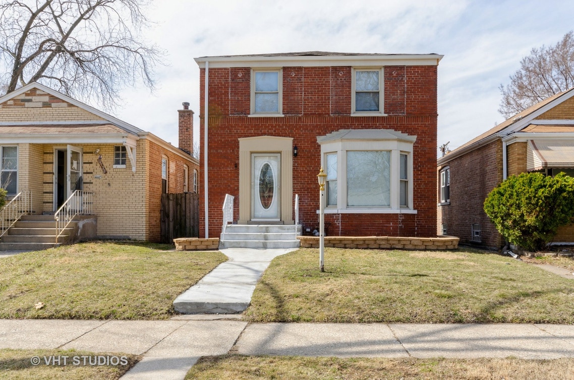 For Sale 14118 S State Street, Riverdale, IL 60827 3 Beds / 1 Full